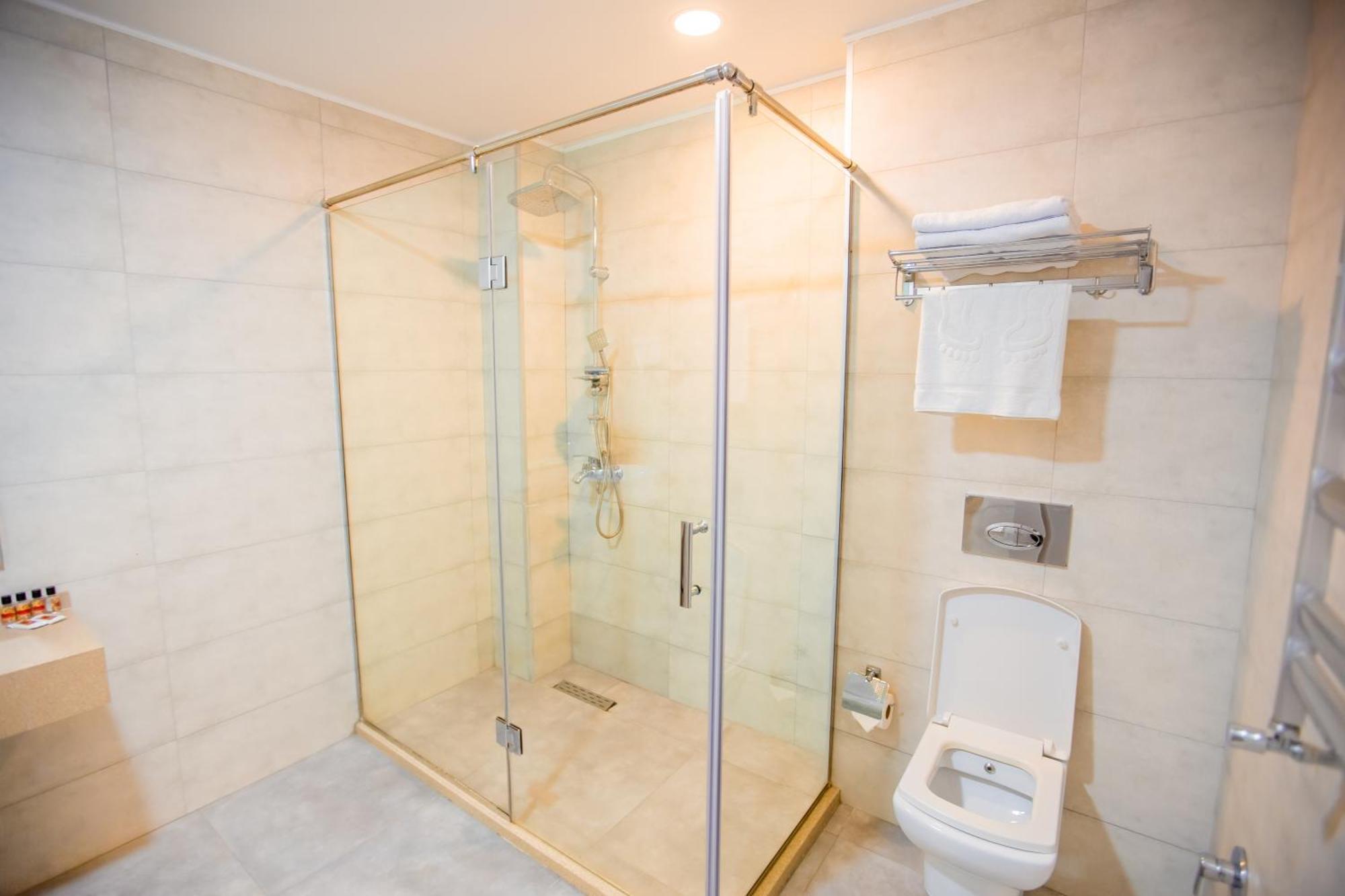 Premium Park 4* Baku